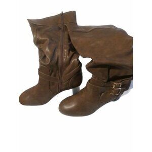 Jaclyn Smith Women’s Size 9 Boots Brown